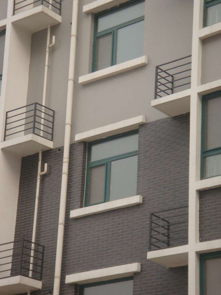 �������{(di��o)�ڗU����